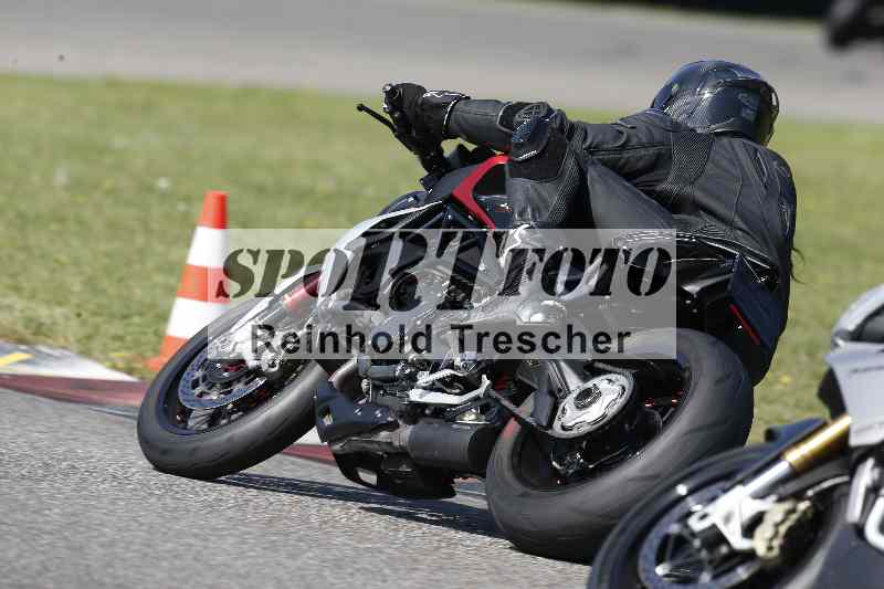 /Archiv-2025/44 09.08.2025 Plüss Moto Sport ADR/Einsteiger/54